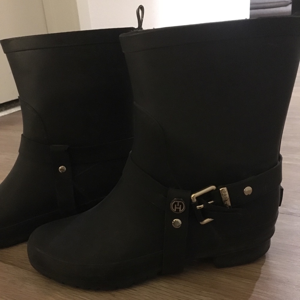 Black Rain Boots